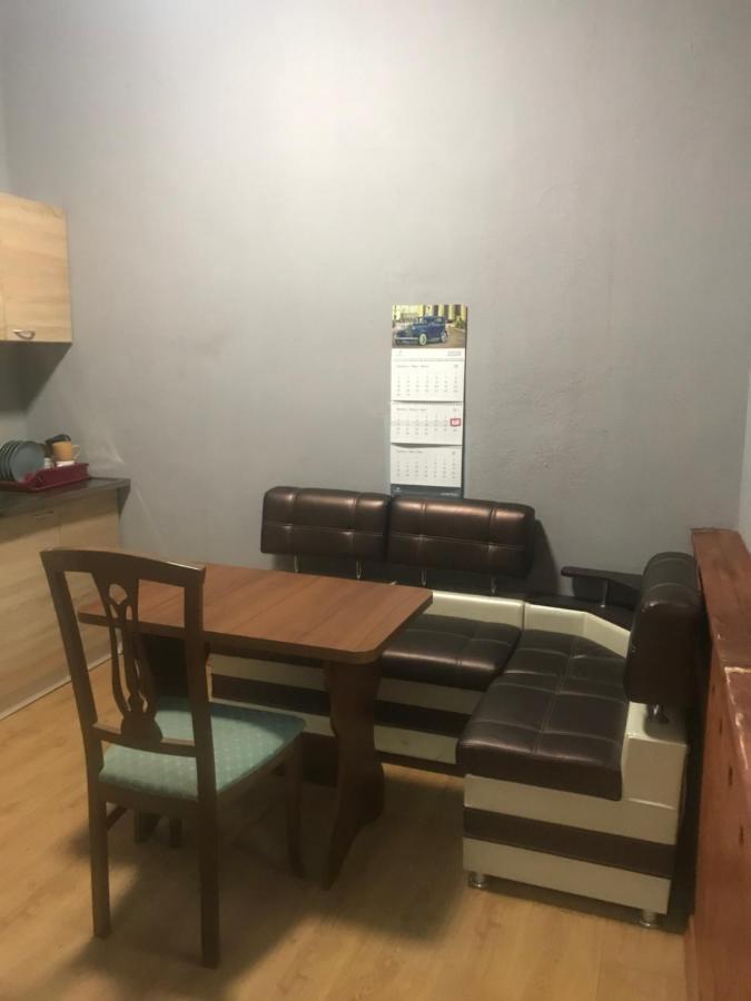 קייב Hostel Ararat-Podol מראה חיצוני תמונה