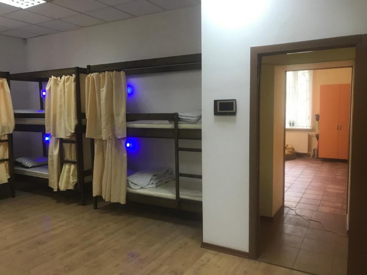 קייב Hostel Ararat-Podol מראה חיצוני תמונה