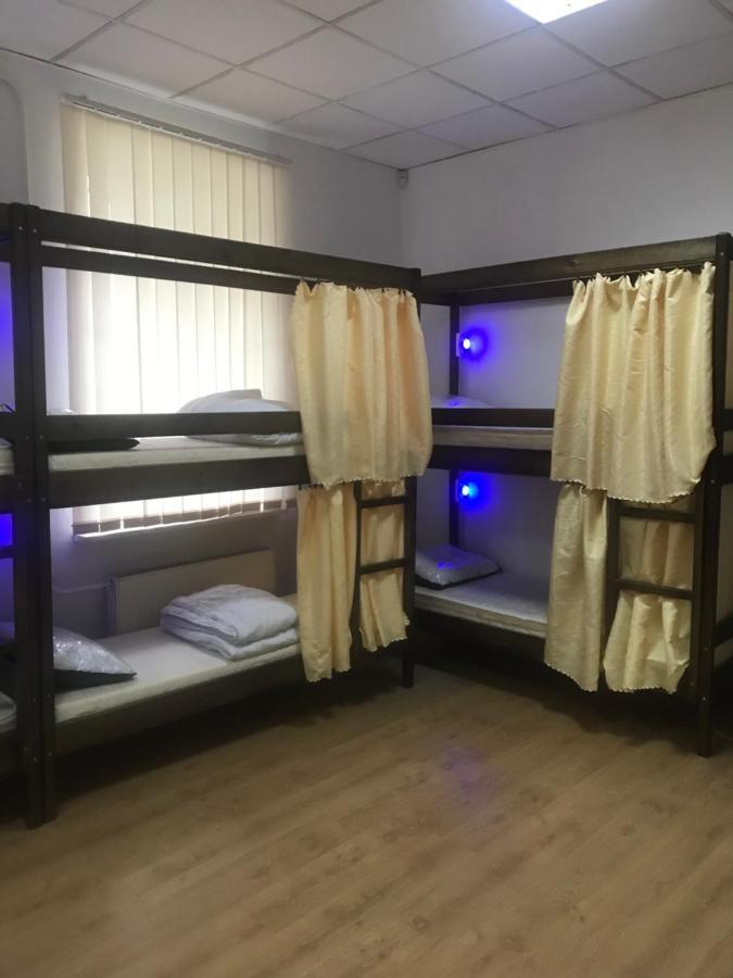 קייב Hostel Ararat-Podol מראה חיצוני תמונה